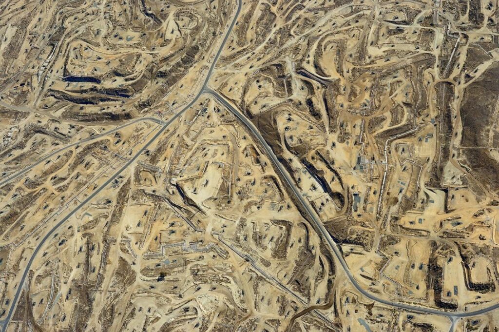 Oil #011, Mulholland's Gold series, Central Valley, 2012-2014